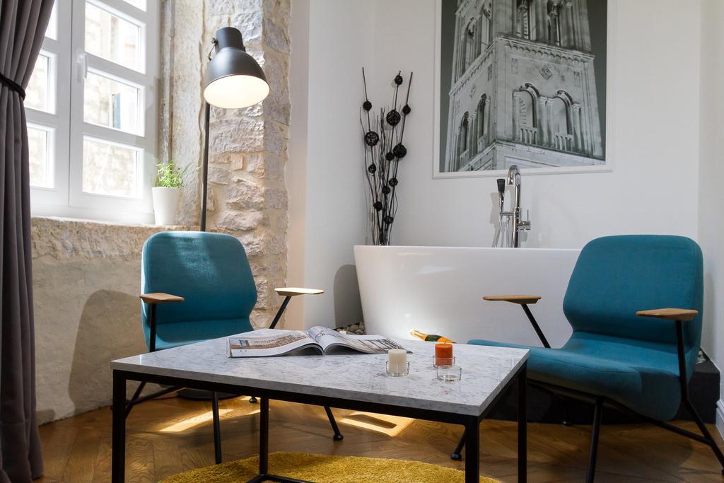Dezign Superior Apartments & Rooms ザダル エクステリア 写真